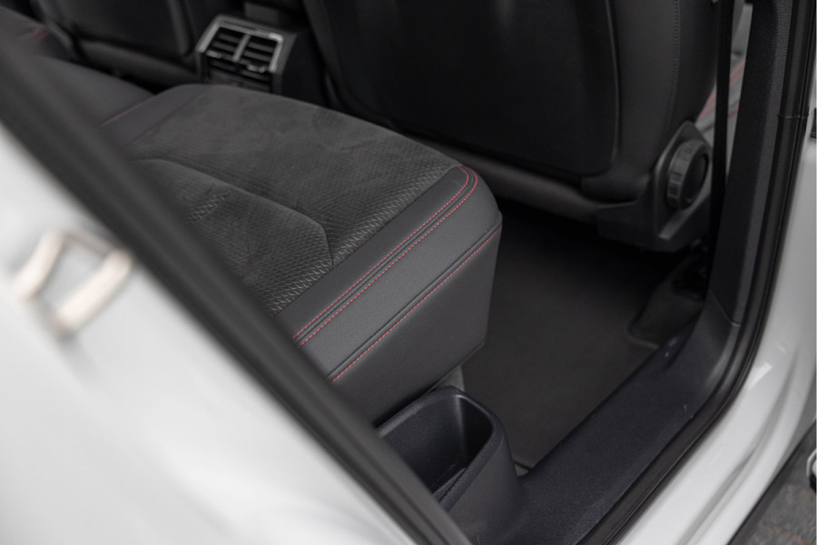 Audi Q3 Sportback 45 TFSI e 245pk S-Line Pano Sonos Sfeer ACC 20''