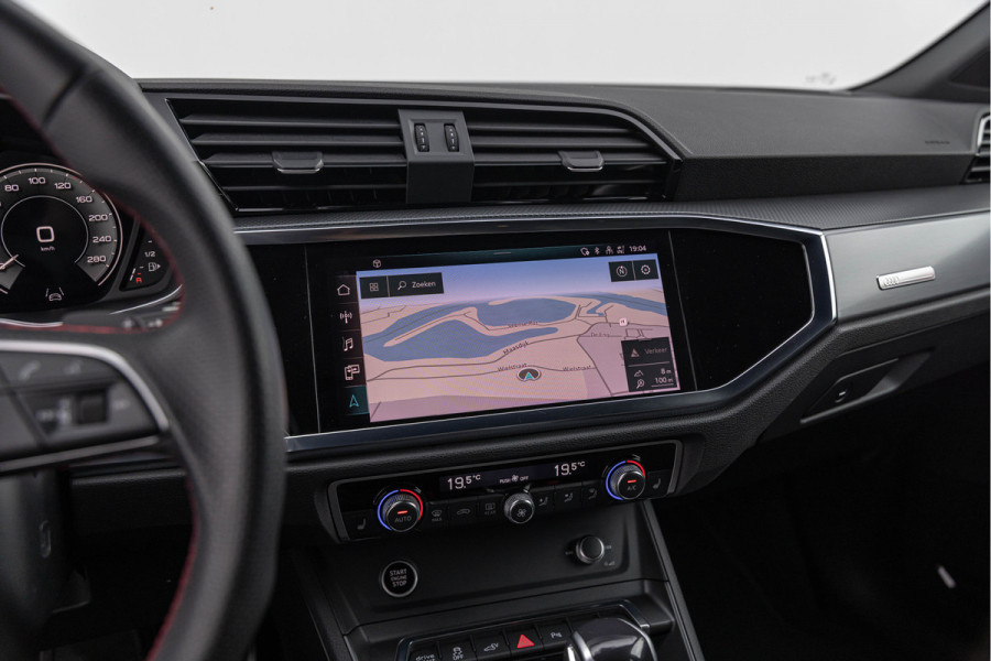 Audi Q3 Sportback 45 TFSI e 245pk S-Line Pano Sonos Sfeer ACC 20''