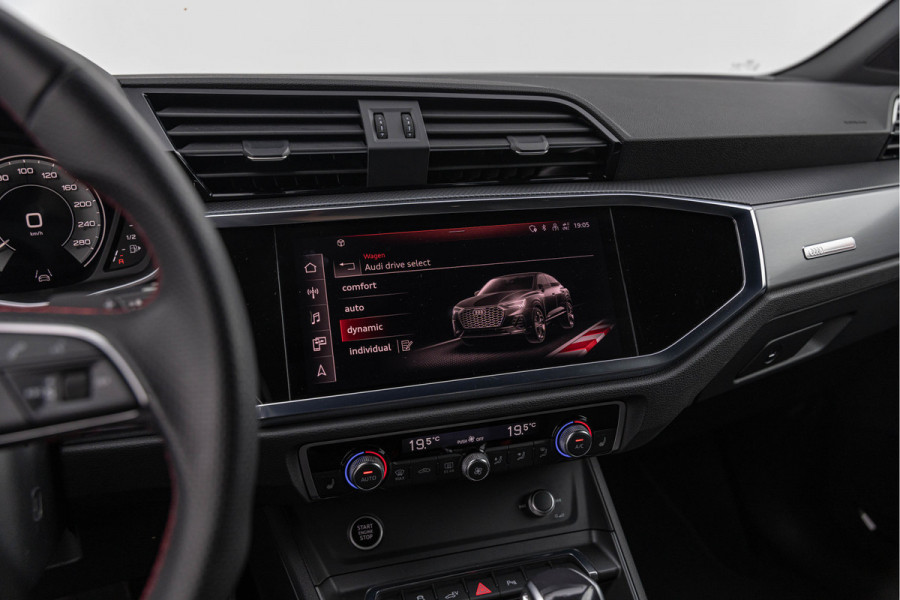 Audi Q3 Sportback 45 TFSI e 245pk S-Line Pano Sonos Sfeer ACC 20''