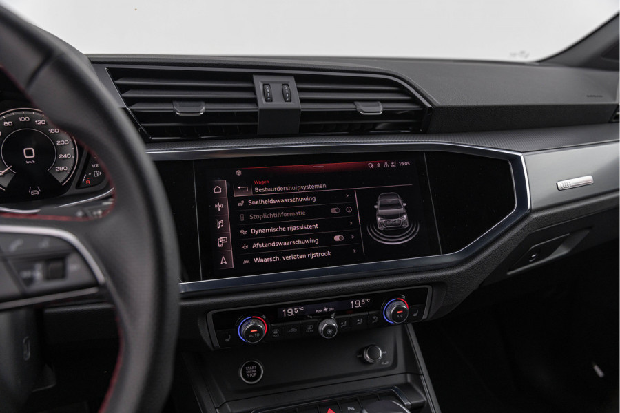 Audi Q3 Sportback 45 TFSI e 245pk S-Line Pano Sonos Sfeer ACC 20''