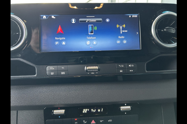 Mercedes-Benz Sprinter 317 CDI L2 H2 Pro Facelift / MBUX / Navigatie / Camera / Geveerde stoel / Cruise control / Airco / 270 Graden achterdeuren