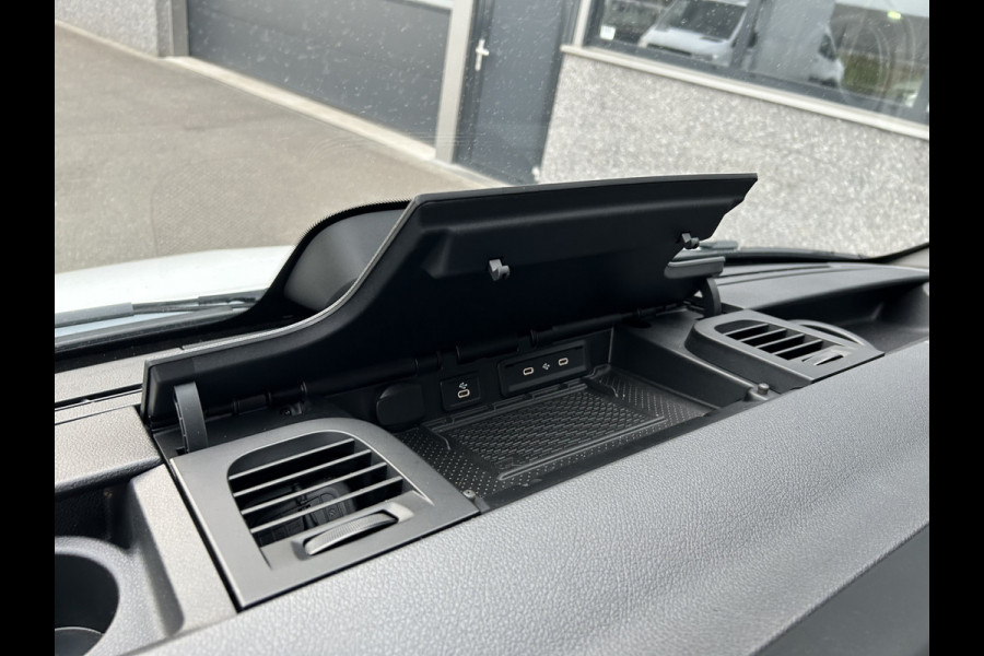 Mercedes-Benz Sprinter 317 CDI L2 H2 Pro Facelift / MBUX / Navigatie / Camera / Geveerde stoel / Cruise control / Airco / 270 Graden achterdeuren