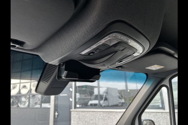 Mercedes-Benz Sprinter 317 CDI L2 H2 Pro Facelift / MBUX / Navigatie / Camera / Geveerde stoel / Cruise control / Airco / 270 Graden achterdeuren