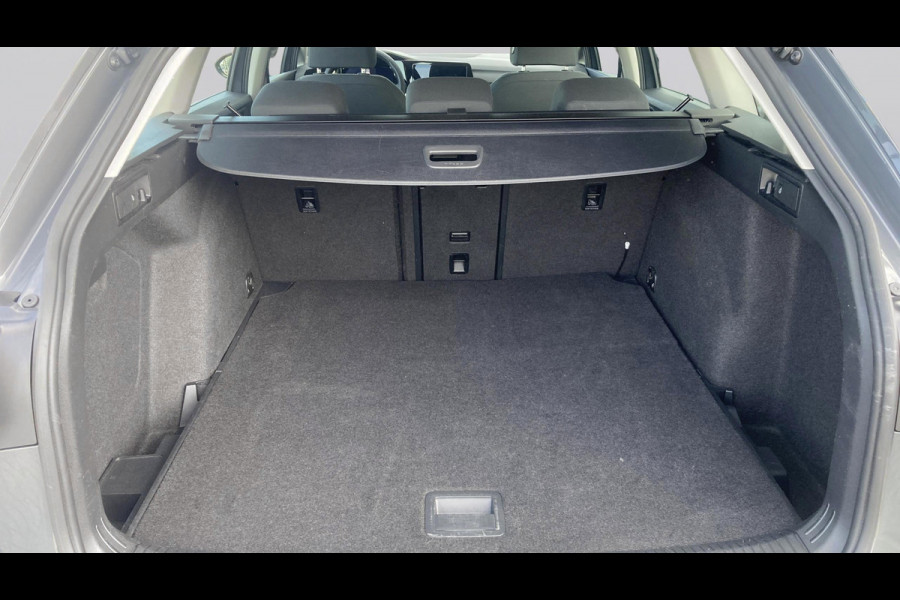 Volkswagen Golf Variant 1.0 eTSI 110pk DSG Life Comfort | LED | Navigatie | ACC | Android-Carplay | PDC
