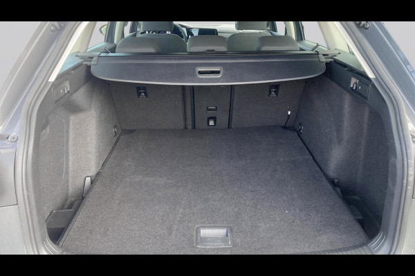 Volkswagen Golf Variant 1.0 eTSI 110pk DSG Life Comfort | LED | Navigatie | ACC | Android-Carplay | PDC