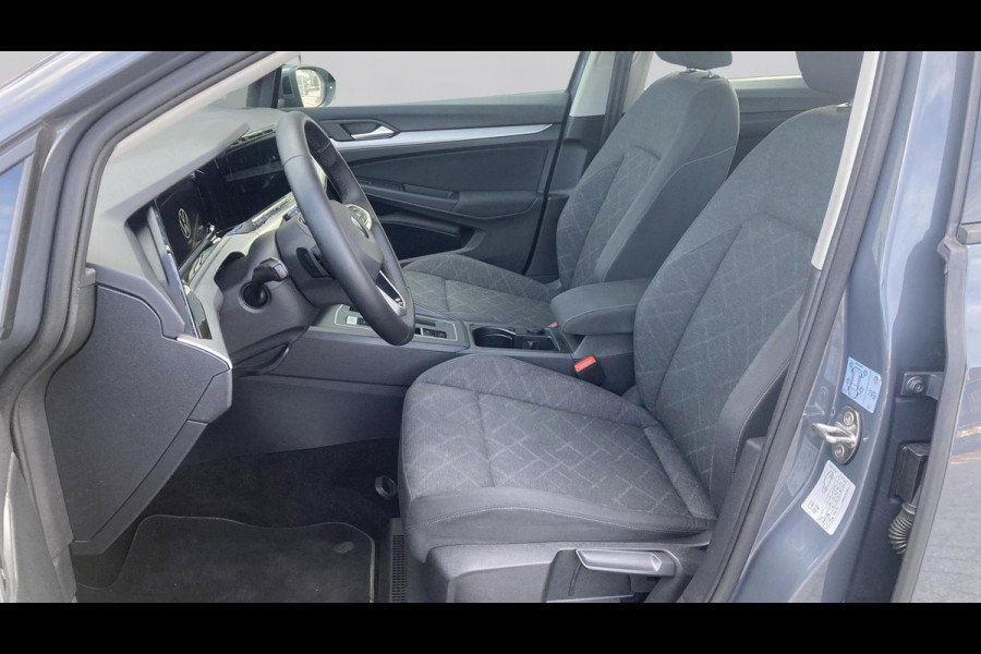 Volkswagen Golf Variant 1.0 eTSI 110pk DSG Life Comfort | LED | Navigatie | ACC | Android-Carplay | PDC