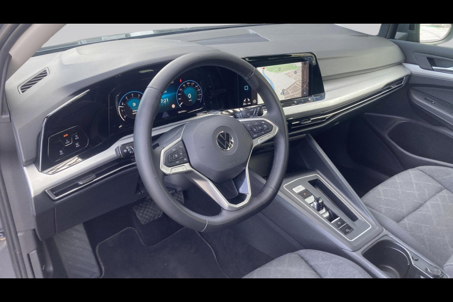 Volkswagen Golf Variant 1.0 eTSI 110pk DSG Life Comfort | LED | Navigatie | ACC | Android-Carplay | PDC