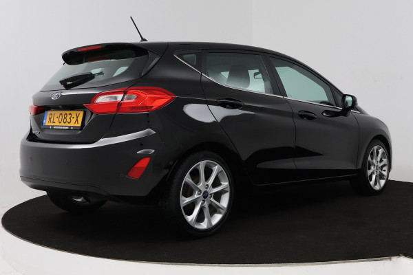 Ford Fiesta 1.0 EcoBoost Titanium (ACHTERUITRIJCAMERA, CRUISE CONTROL ADAPTIEF, NAVIGATIE, PARKEERSENSOREN)