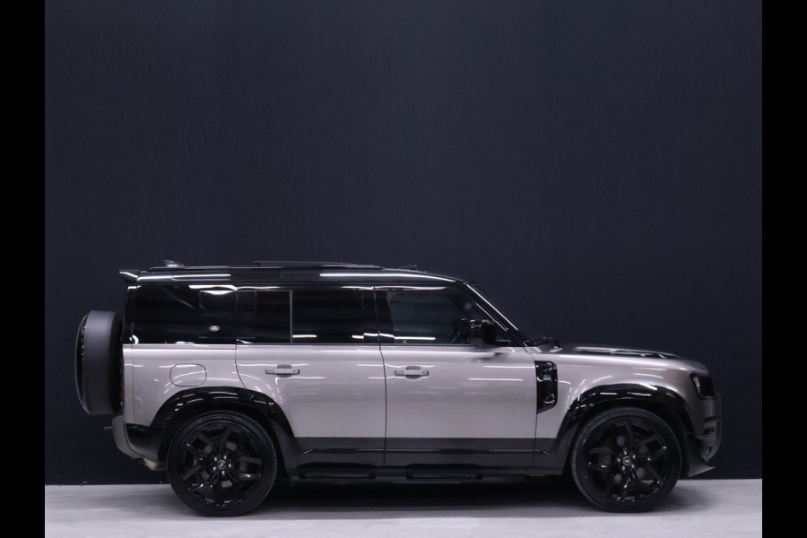 Land Rover Defender 110 2.0 P400e 110 Urban X-Dynamic [SCHUIFKANTELDAK, TREKHAAK, APPLE CARPLAY, MEMORY SEATS, ADAPTIVE CRUISE, CAMERA, STOELVERWAMING, NAVIGATIE, NIEUWSTAAT]