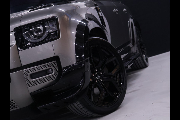 Land Rover Defender 110 2.0 P400e 110 Urban X-Dynamic [SCHUIFKANTELDAK, TREKHAAK, APPLE CARPLAY, MEMORY SEATS, ADAPTIVE CRUISE, CAMERA, STOELVERWAMING, NAVIGATIE, NIEUWSTAAT]