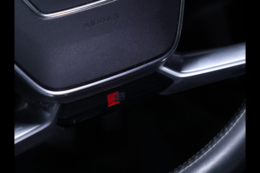 Audi e-tron Sportback 50 quattro S edition 71 kWh [ADAPTIVE CRUISE, APPLE CARPLAY, CAMERA, STOELVERWAMING, SCHUIFKANTELDAK, MEMORY, ELEKTRISCHE ACHTERKLEP, DIGITAL DASH, NAVIGATIE, NIEUWSTAAT]