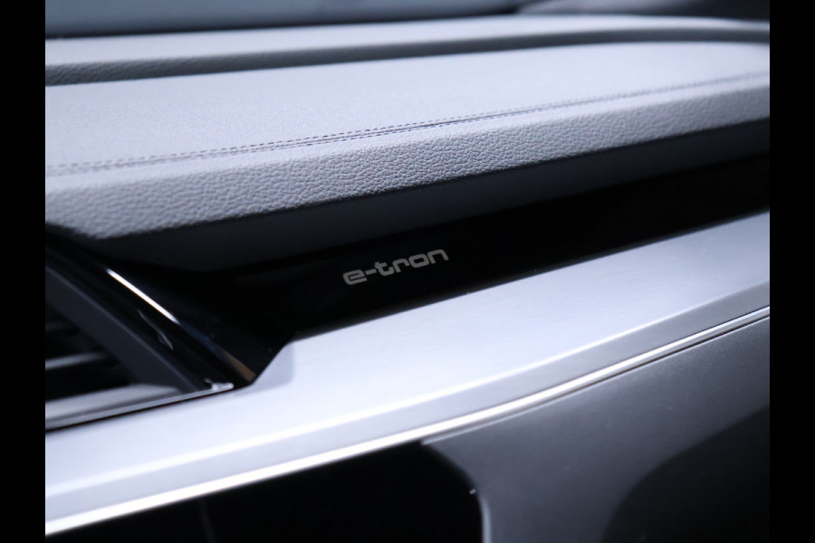 Audi e-tron Sportback 50 quattro S edition 71 kWh [ADAPTIVE CRUISE, APPLE CARPLAY, CAMERA, STOELVERWAMING, SCHUIFKANTELDAK, MEMORY, ELEKTRISCHE ACHTERKLEP, DIGITAL DASH, NAVIGATIE, NIEUWSTAAT]