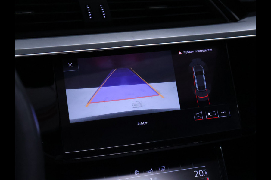 Audi e-tron Sportback 50 quattro S edition 71 kWh [ADAPTIVE CRUISE, APPLE CARPLAY, CAMERA, STOELVERWAMING, SCHUIFKANTELDAK, MEMORY, ELEKTRISCHE ACHTERKLEP, DIGITAL DASH, NAVIGATIE, NIEUWSTAAT]