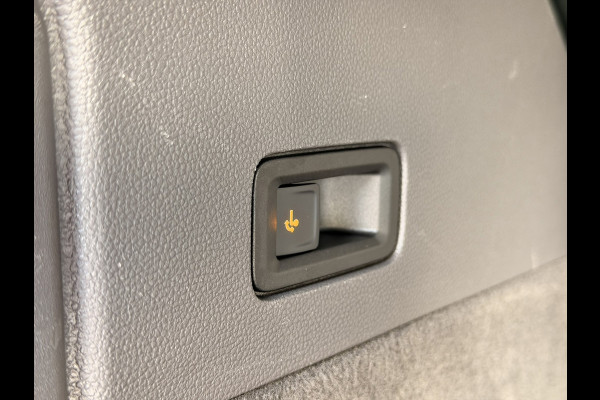 Volkswagen Multivan 1.4 eHybrid L2H1 BTW 7P Pano IQ Trekhaak