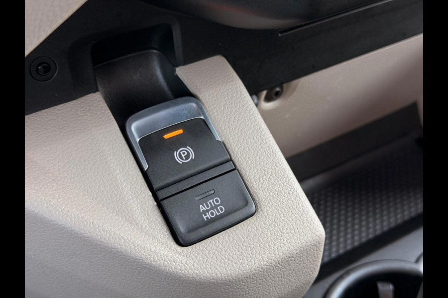 Volkswagen Multivan 1.4 eHybrid L2H1 BTW 7P Pano IQ Trekhaak