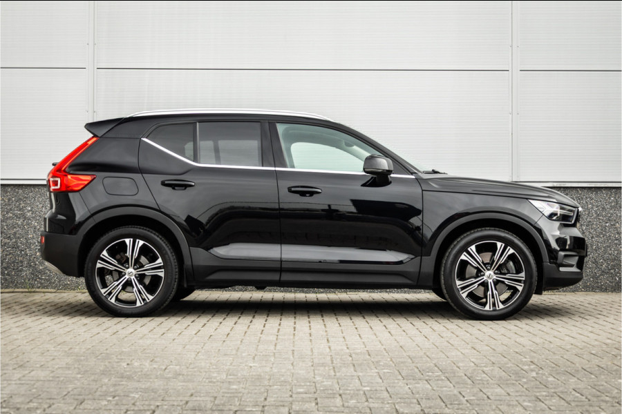 Volvo XC40 1.5 T4 Recharge Inscription Expression Pano dak / Harman Kardon / Trekhaak / Camera /