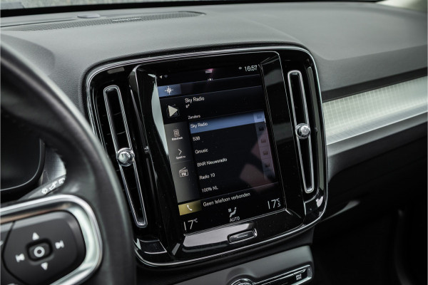 Volvo XC40 1.5 T4 Recharge Inscription Expression Pano dak / Harman Kardon / Trekhaak / Camera /