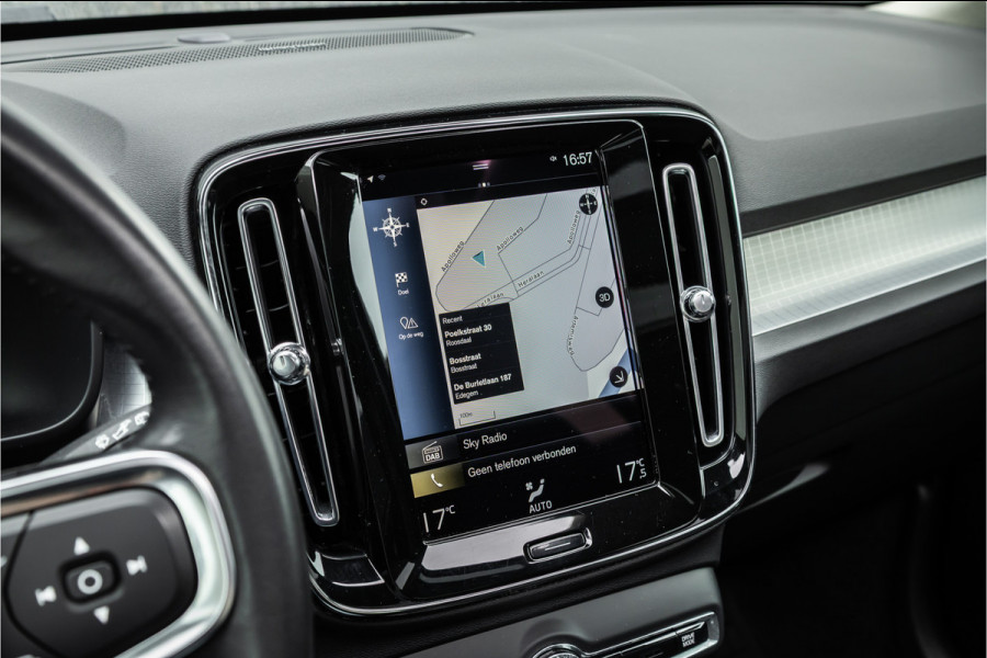 Volvo XC40 1.5 T4 Recharge Inscription Expression Pano dak / Harman Kardon / Trekhaak / Camera /