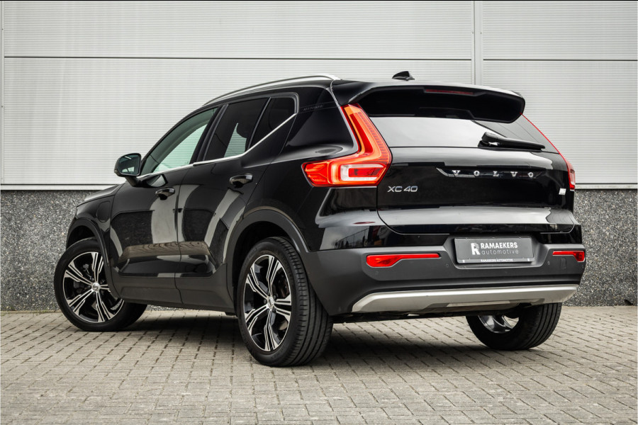 Volvo XC40 1.5 T4 Recharge Inscription Expression Pano dak / Harman Kardon / Trekhaak / Camera /