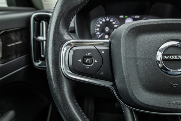 Volvo XC40 1.5 T4 Recharge Inscription Expression Pano dak / Harman Kardon / Trekhaak / Camera /