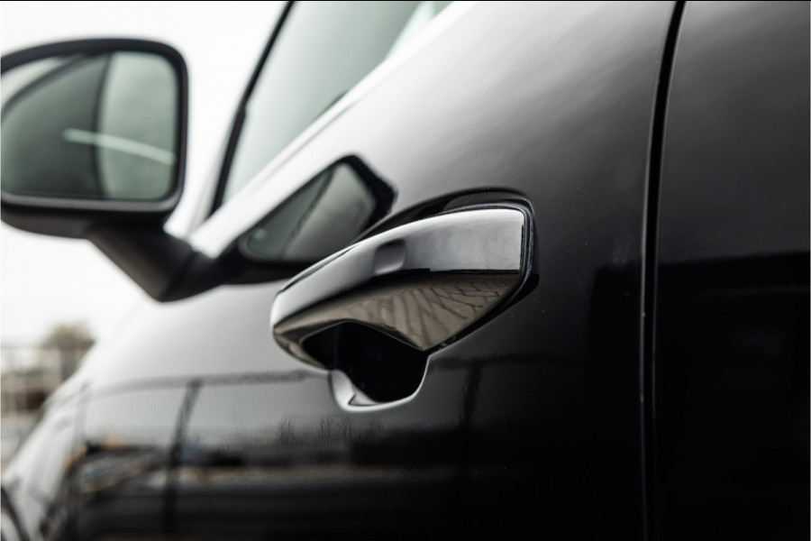 Volvo XC40 1.5 T4 Recharge Inscription Expression Pano dak / Harman Kardon / Trekhaak / Camera /