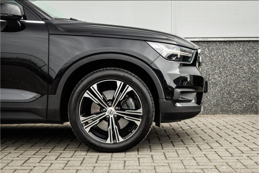 Volvo XC40 1.5 T4 Recharge Inscription Expression Pano dak / Harman Kardon / Trekhaak / Camera /