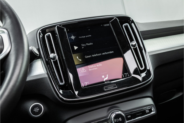 Volvo XC40 1.5 T4 Recharge Inscription Expression Pano dak / Harman Kardon / Trekhaak / Camera /