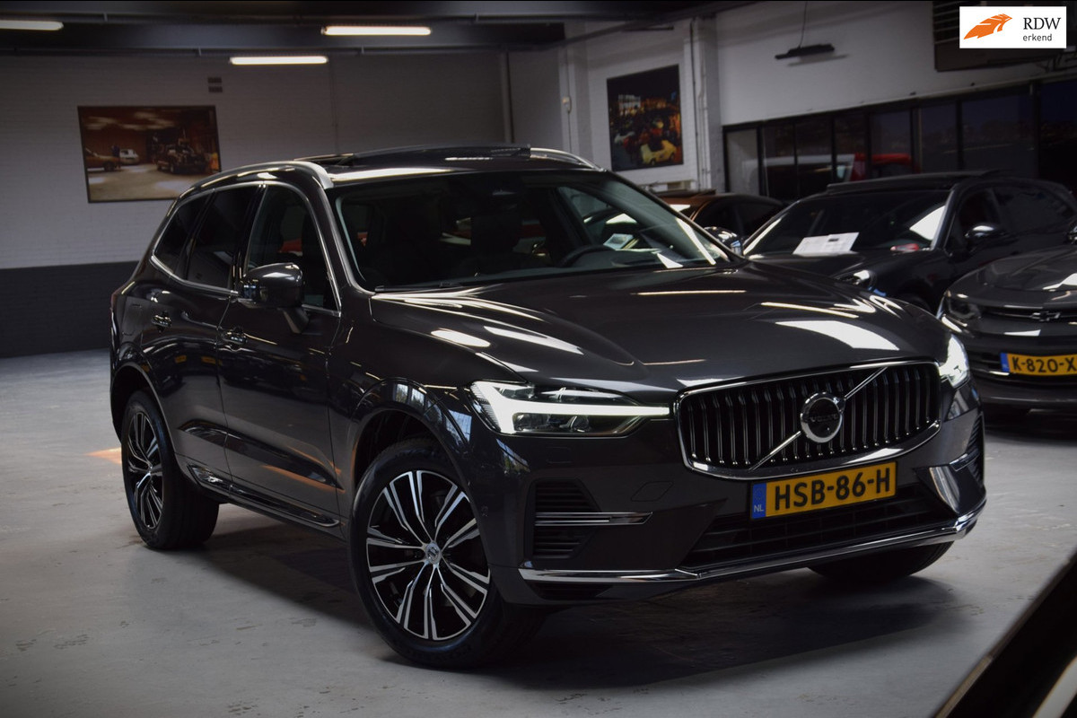 Volvo XC60 2.0 T6 Plug-in hybrid AWD Panoramadak|HUD|ACC|Dealer onderhouden|