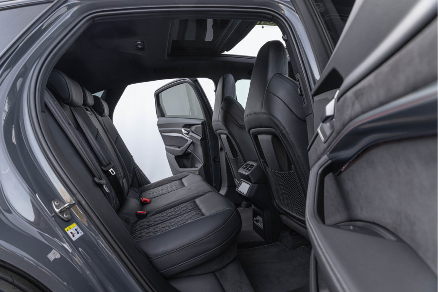 Audi Q8 e-tron Sportback 504pk Quattro SQ8 Pano S-stoelen B&O ACC Trekhaak