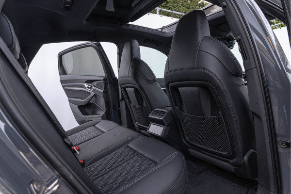 Audi Q8 e-tron Sportback 504pk Quattro SQ8 Pano S-stoelen B&O ACC Trekhaak