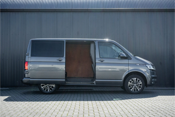 Volkswagen Transporter T6.1 2.0 TDI BULLI | L1H1 | 150PK | LED | Automaat | Camera | Carplay | PDC | Trekhaak