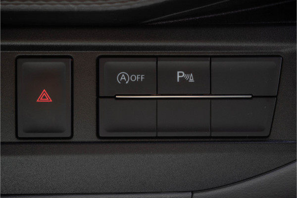 Volkswagen Transporter T6.1 2.0 TDI BULLI | L1H1 | 150PK | LED | Automaat | Camera | Carplay | PDC | Trekhaak