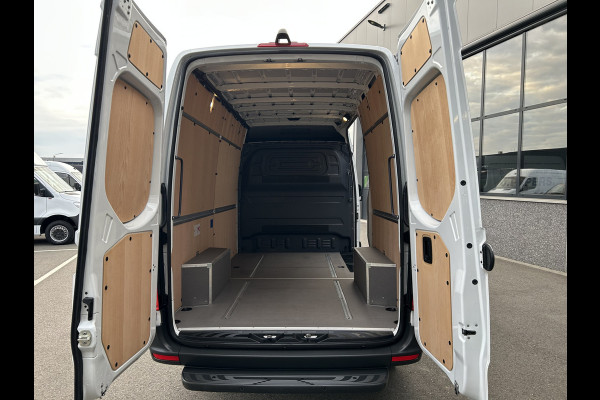 Mercedes-Benz Sprinter 317 CDI L2 H2 Automaat / 360 Camera / MBUX / Navigatie / Cruise control / Airco / 270 Graden achterdeuren