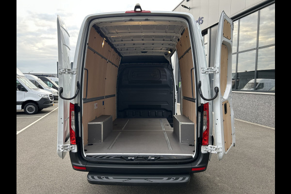 Mercedes-Benz Sprinter 317 CDI L2 H2 Automaat / 360 Camera / MBUX / Navigatie / Cruise control / Airco / 270 Graden achterdeuren