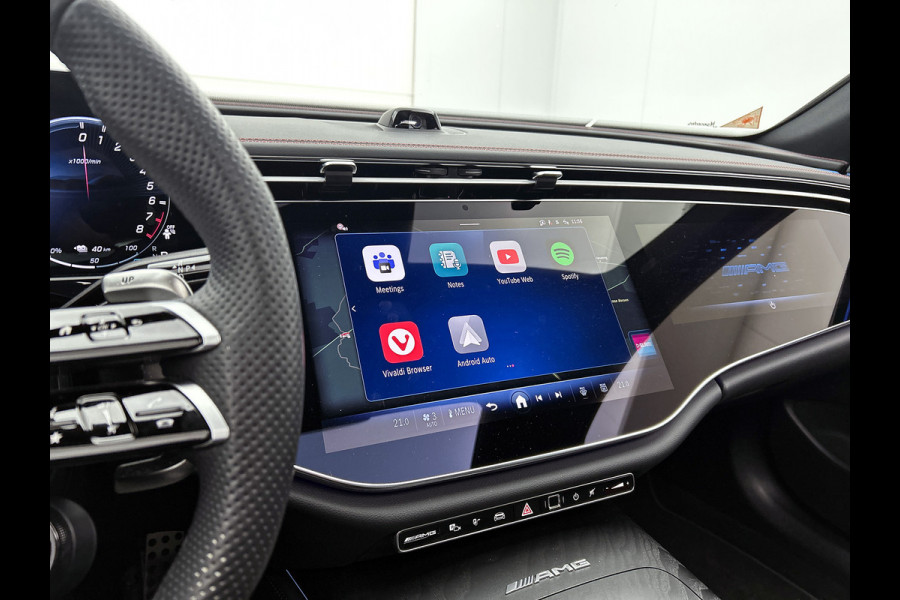 Mercedes-Benz E-Klasse AMG 53 4MATIC+ / NL Auto / Luchtvering (AMG RIDE CONTROL) / Panoramadak / Night Pakket / MBUX Superscreen / Achterasbesturing / Burmester / Plug-in hybride / Elektrisch rijbereik tot ca. 100 km /