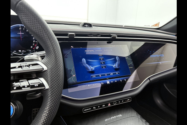 Mercedes-Benz E-Klasse AMG 53 4MATIC+ / NL Auto / Luchtvering (AMG RIDE CONTROL) / Panoramadak / Night Pakket / MBUX Superscreen / Achterasbesturing / Burmester / Plug-in hybride / Elektrisch rijbereik tot ca. 100 km /