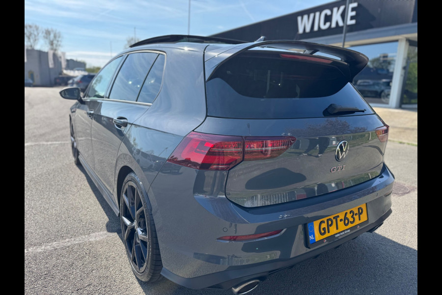 Volkswagen Golf 2.0 TSI GTI Clubsport 301PK H&K PANO Camera VOL !!