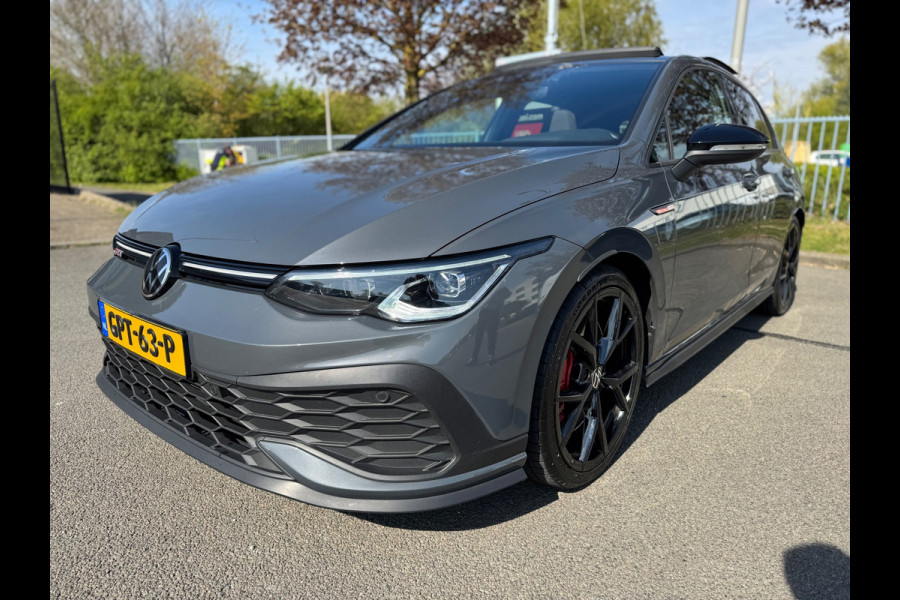 Volkswagen Golf 2.0 TSI GTI Clubsport 301PK H&K PANO Camera VOL !!