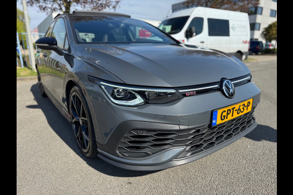 Volkswagen Golf 2.0 TSI GTI Clubsport 301PK H&K PANO Camera VOL !!
