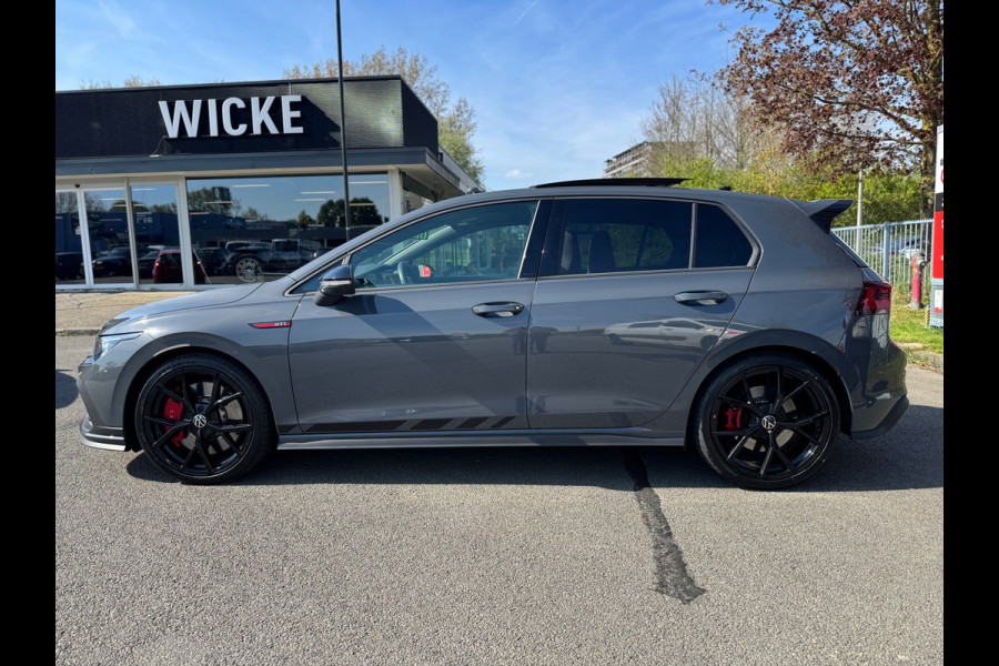 Volkswagen Golf 2.0 TSI GTI Clubsport 301PK H&K PANO Camera VOL !!