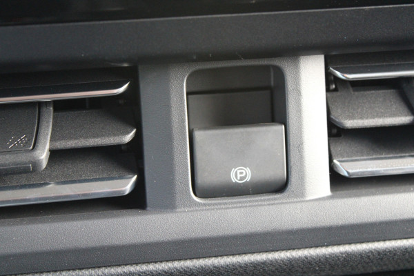 Ford Tourneo Custom 340 2.5 PHEV L2H1 Titanium X 232pk - ACC - Pano - B&O - Elek. schuifdeuren - 360 camera - Elek-Trekhaak - Prijs excl. BTW