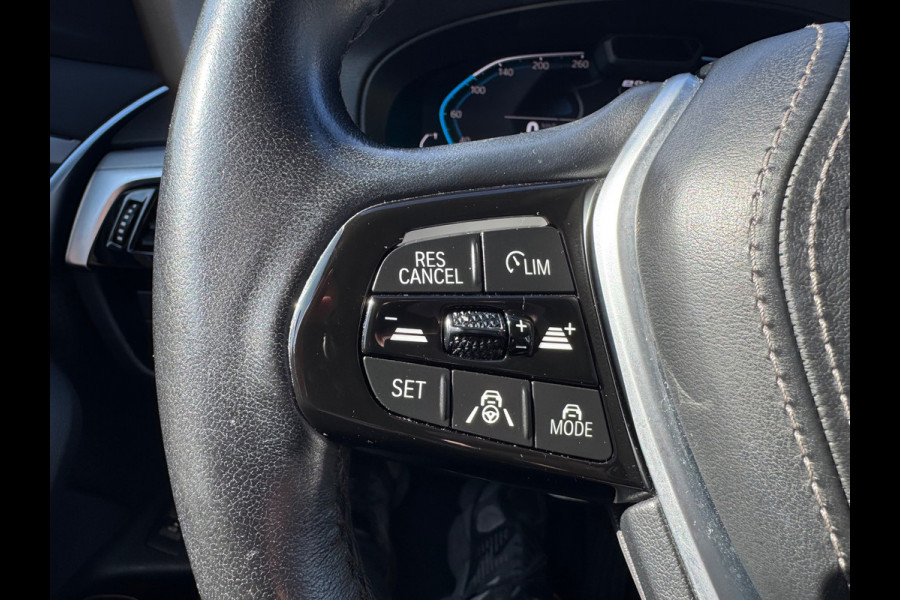 BMW 5 Serie Touring 530e xDrive ACC HUD 360 camera Laser 1 Jaar Garantie !