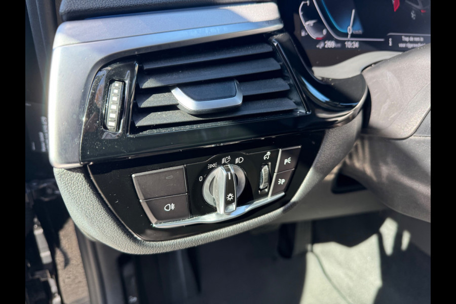 BMW 5 Serie Touring 530e xDrive ACC HUD 360 camera Laser 1 Jaar Garantie !