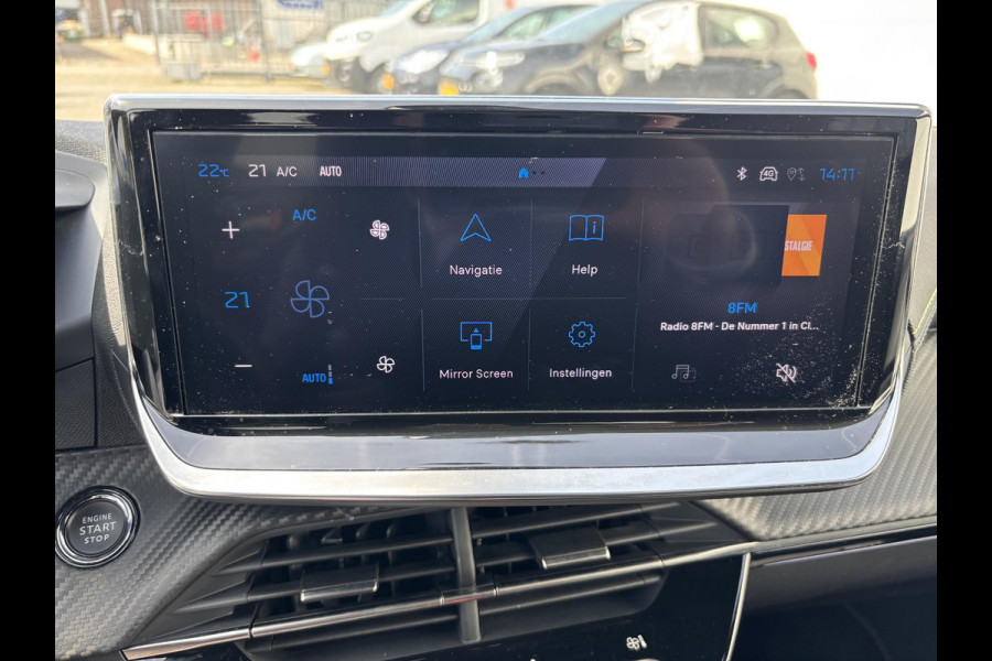 Peugeot 208 1.2 Hybrid 145 e-DCS6 GT | Rijklaar geleverd incl 12 maanden BOVAG garantie! |