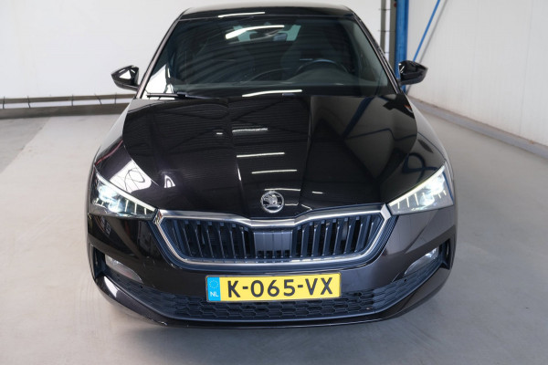 Škoda SCALA 1.0 TSI Sport Business Automaat - N.A.P. Airco, Cruise, PDC, Camera, Navi, Carplay, Trekhaak.
