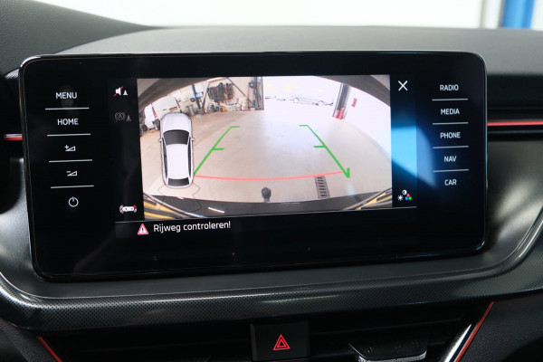 Škoda SCALA 1.0 TSI Sport Business Automaat - N.A.P. Airco, Cruise, PDC, Camera, Navi, Carplay, Trekhaak.