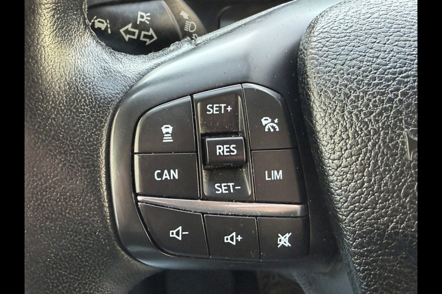 Ford Transit Custom 300 2.0 TDCI L2H1 Automaat Cruise Airco Stoelverwarming Camera Dab+ Navigatie Carplay