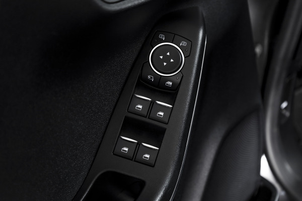 Ford Puma 1.0 EcoBoost Hybrid 125 PK Titanium | Cruise | Winterpakket | PDC | NAV + App. Connect | ECC | LM 17'' |