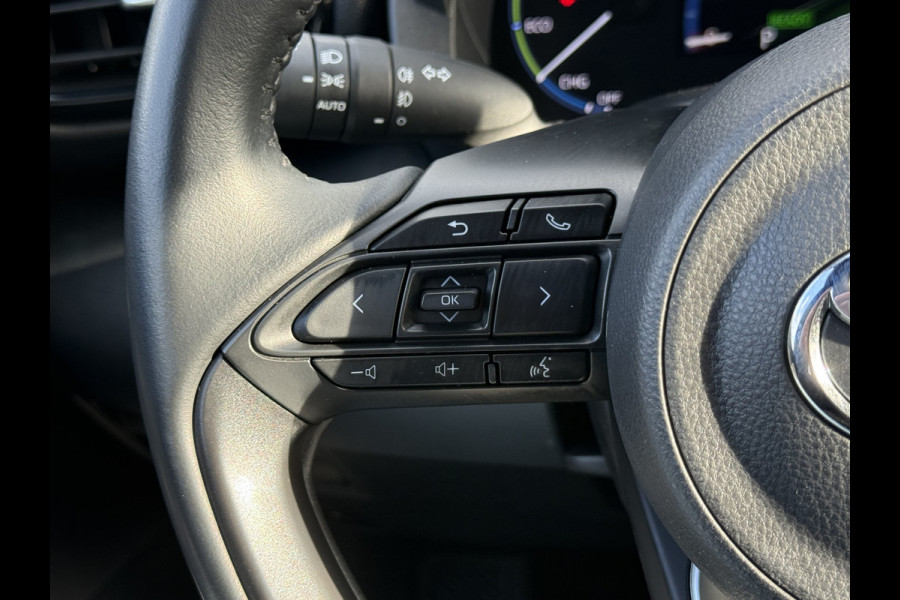 Toyota Yaris Cross 1.5 Hybrid Team D | Navi | CarPlay | Camera | Keyless | LED