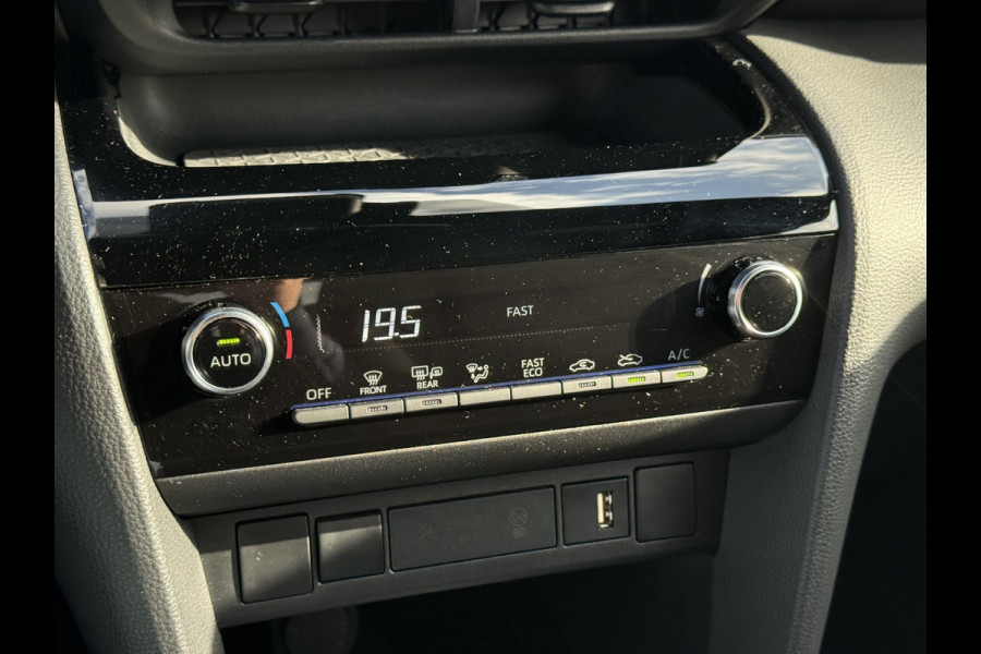 Toyota Yaris Cross 1.5 Hybrid Team D | Navi | CarPlay | Camera | Keyless | LED